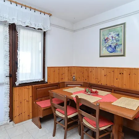 Irena 531 Apartmán Pula