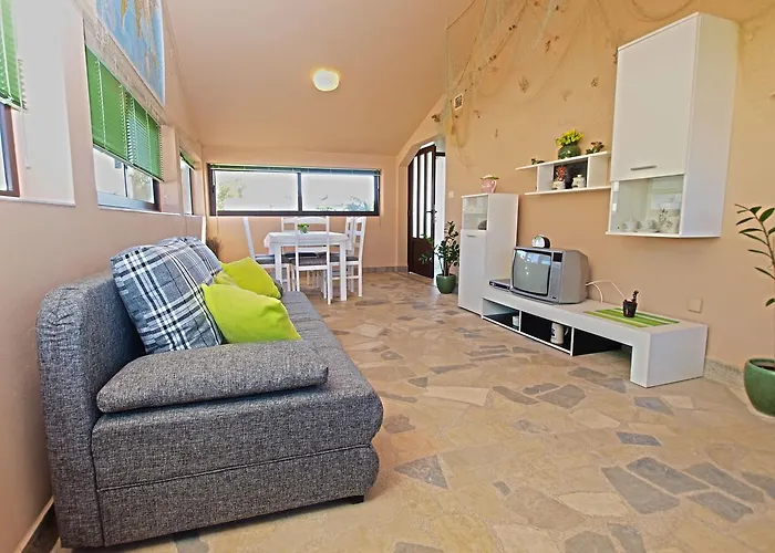 Διαμέρισμα Irena 531 Πούλα